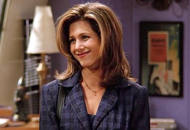 Jennifer Aniston as Rachel Green on friends sporting the famous hairstyle "The Rachel" 